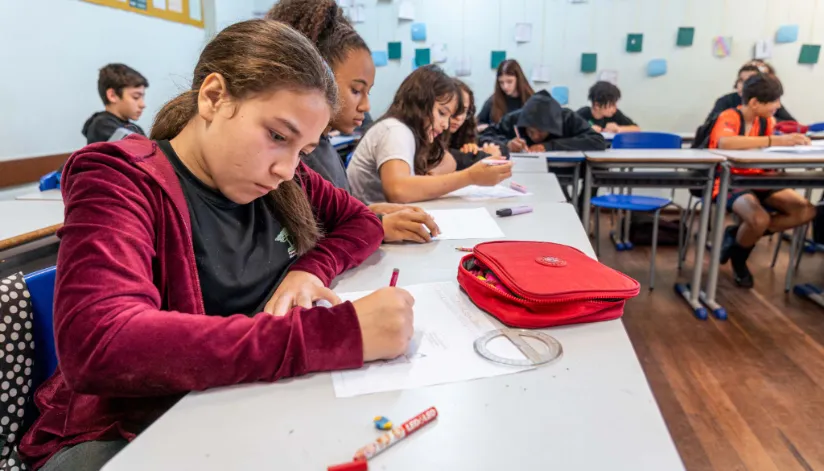 Matrículas e rematrículas na rede estadual de ensino do Paraná encerram nesta sexta-feira (06)