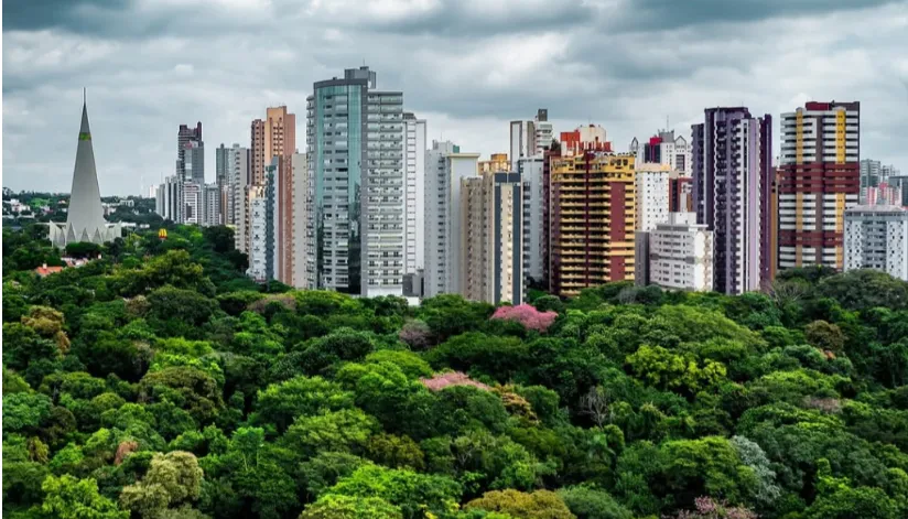 Chuva continua em Maringá nesta segunda-feira