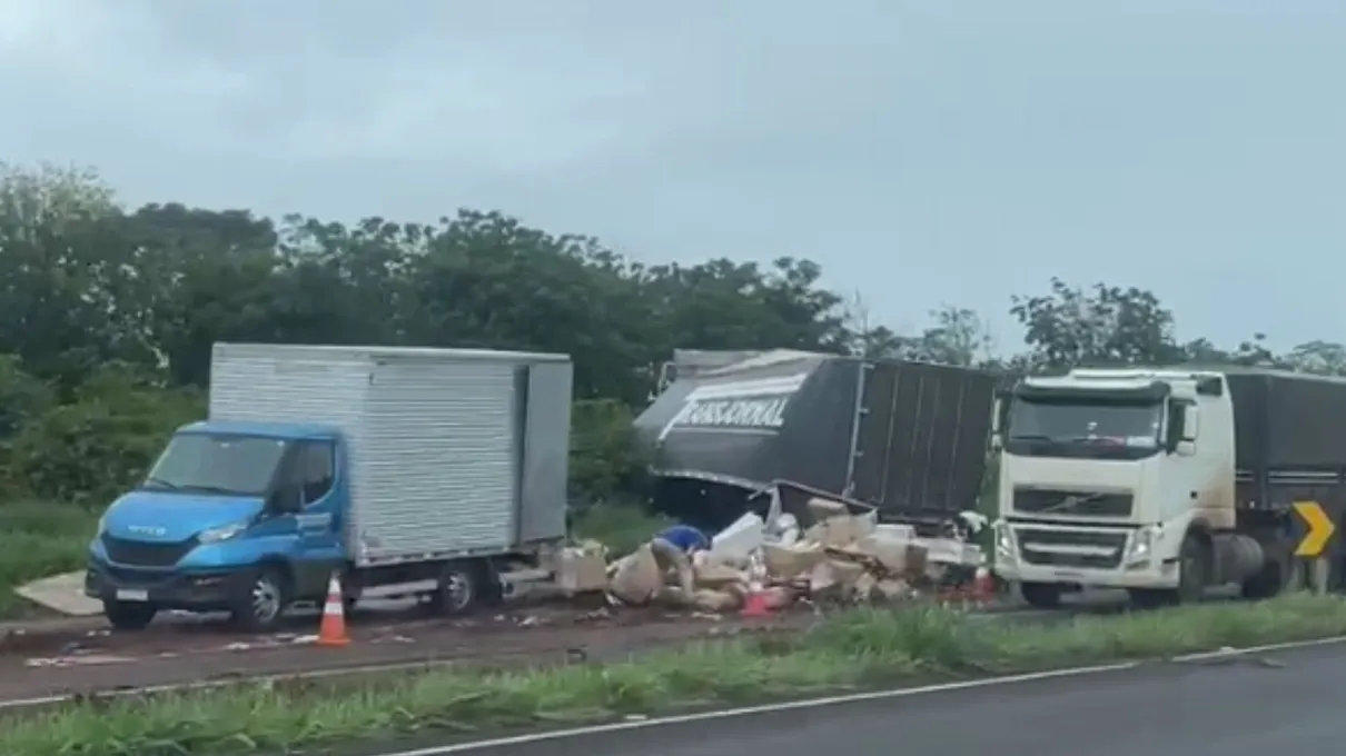 Acidente na BR-376 entre Jandaia do Sul e Cambira