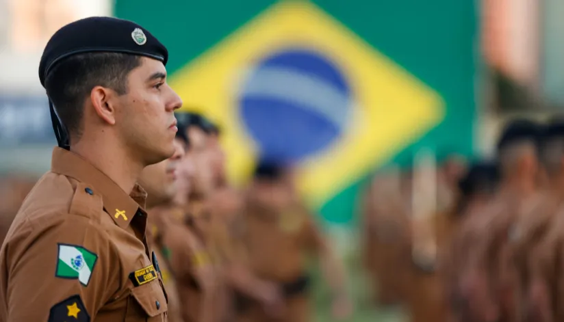 Governo do Paraná anuncia concurso público para Polícia Militar e Corpo de Bombeiros em 2025